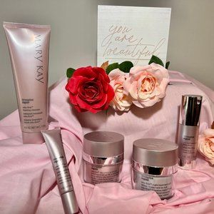 Mary Kay TimeWise Repair® Volu-Firm® Set